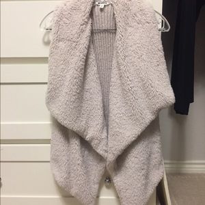 BB Dakota faux fur vest